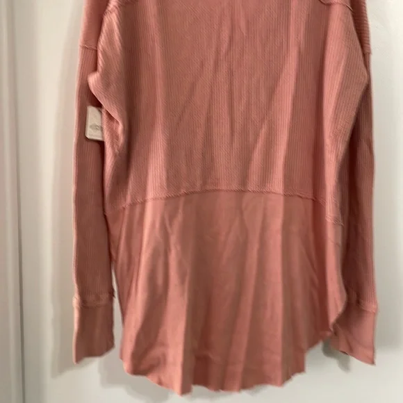 New with tag. Free people. Long sleeve, V neck top. Peach. - Picture 4 of 5